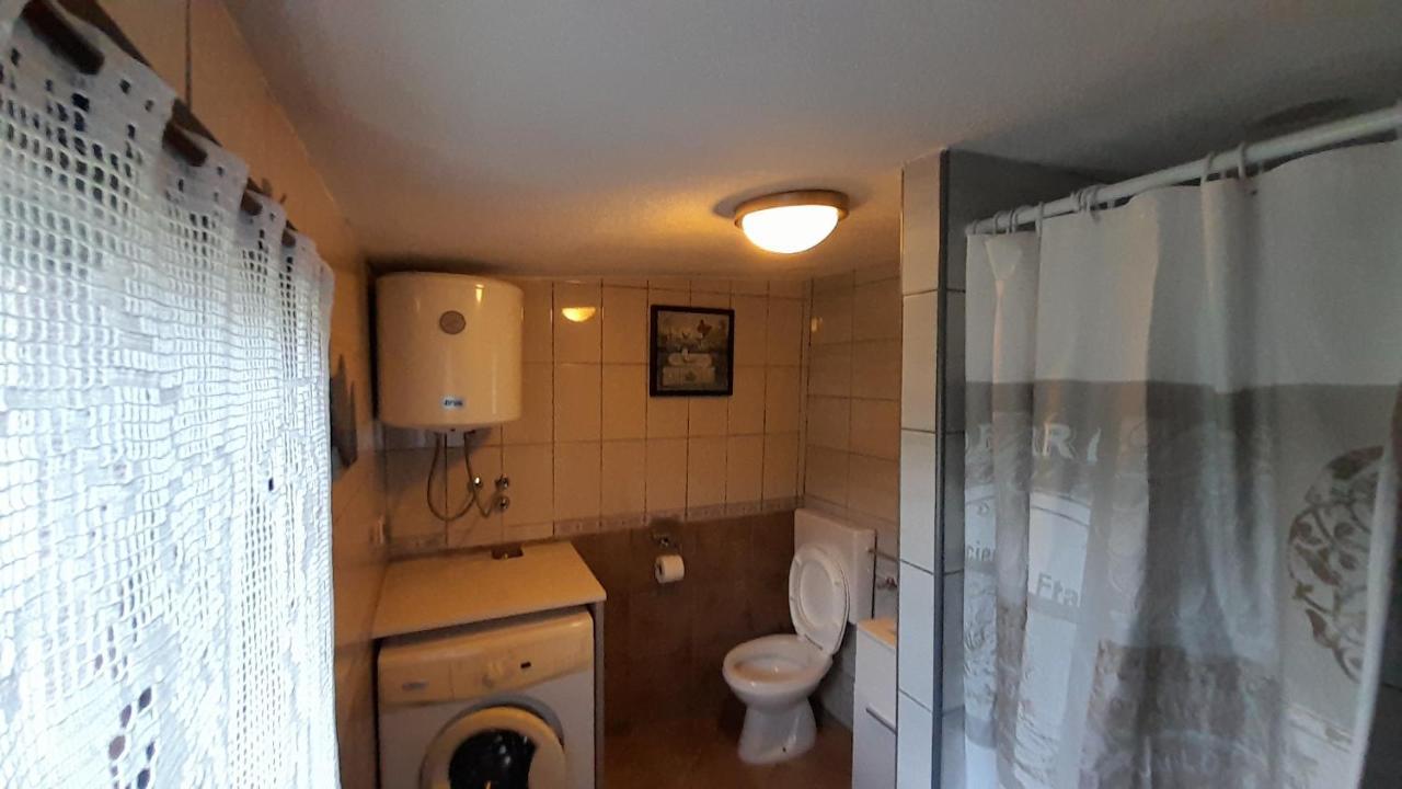 La Prairie Villa Korenica Buitenkant foto