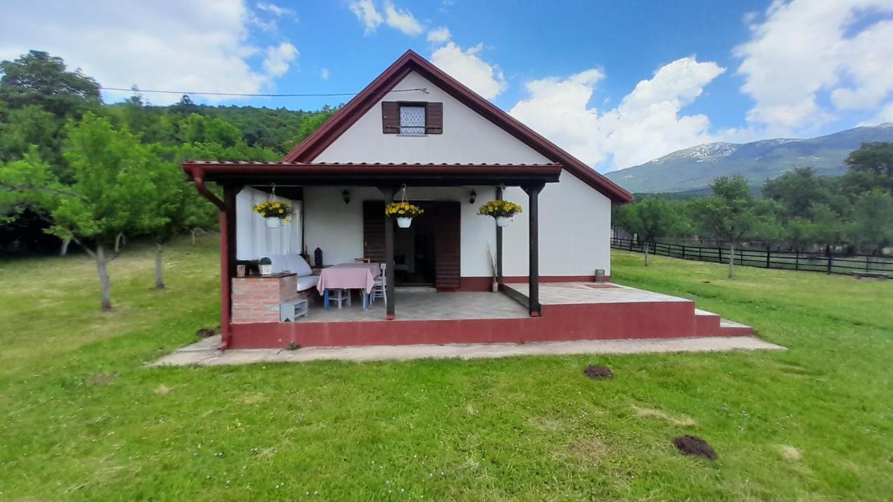 La Prairie Villa Korenica Buitenkant foto